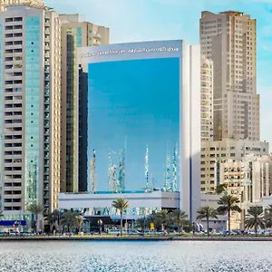 Corniche 5* Шарджа